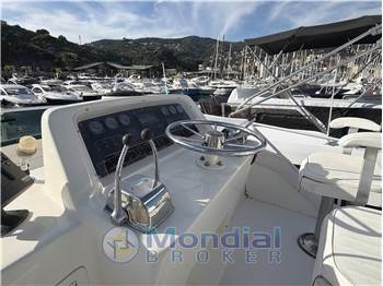 Bertram Yacht 37' Convertible