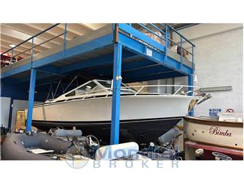 Bertram Yacht 28' Moppie