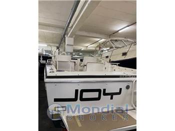 Bertram Yacht 28' Moppie