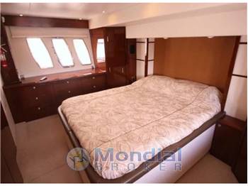 Marquis 560 Fly