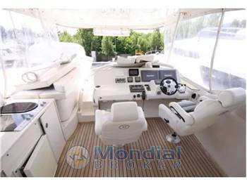 Marquis 560 Fly