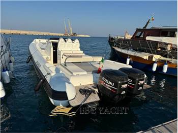 Doviboat Shuttle 120 Cabin