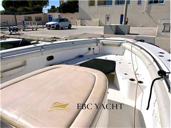 Boston Whaler 370 Oltraggio