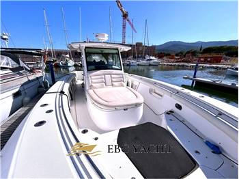 Boston Whaler 370 Oltraggio