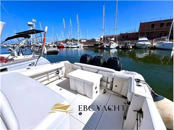Boston Whaler 370 Oltraggio