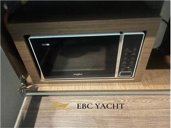 Beneteau Antares 9 Nuovo KM Zero