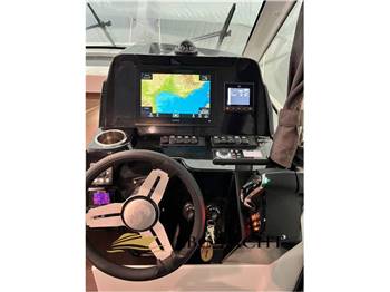 Beneteau Antares 9 Nuovo KM Zero