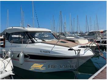 Beneteau Antares 8.80