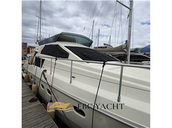 Ferretti 48 Fly