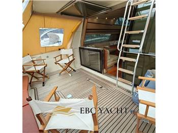 Ferretti 48 Fly