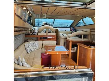 Ferretti 48 Fly