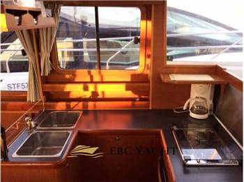 Beneteau Swift Trawler 34 Sedan