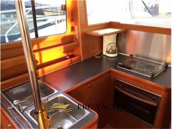 Beneteau Swift Trawler 34 Sedan