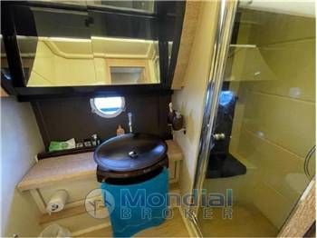 Azimut 53 fly