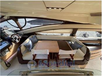 Azimut 53 fly