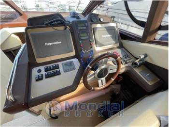 Azimut 53 fly