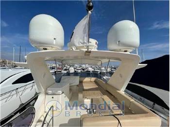 Azimut 53 fly