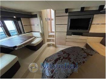 Azimut 53 fly