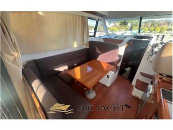 Jeanneau Merry Fisher 10