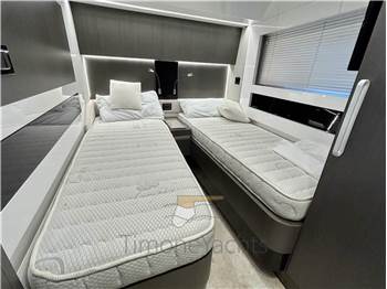 Azimut S7