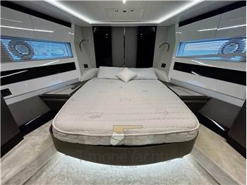 Azimut S7