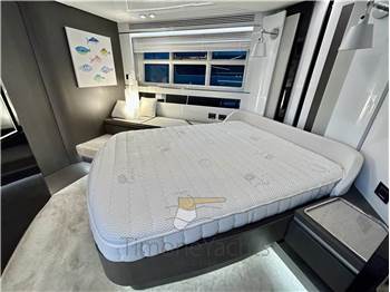 Azimut S7