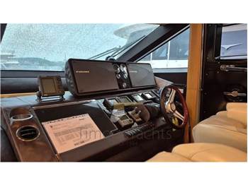 Princess Yachts V78