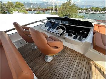 Sunseeker 28M YACHT