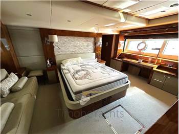 Sunseeker 28M YACHT