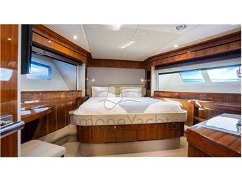 Sunseeker 28M YACHT