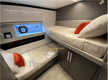 Azimut S7