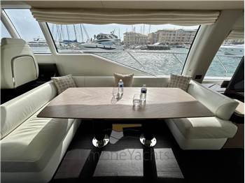 Azimut 66 Flybridge