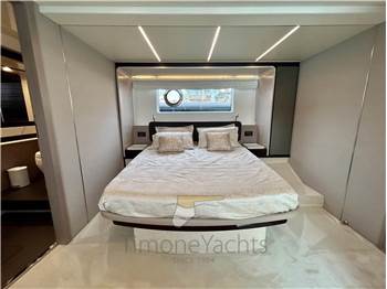 Azimut 66 Flybridge