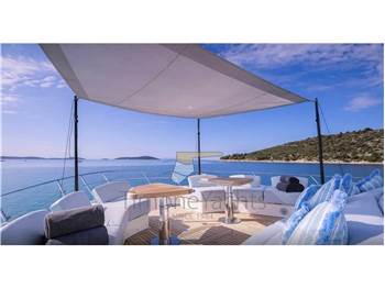 Monte Carlo Yachts MCY 96 Fly
