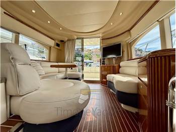 Azimut 42 Fly