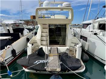 Azimut 42 Fly