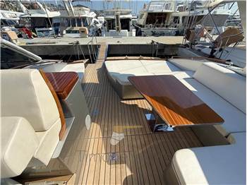 Riva BLACK CORSAIR 60
