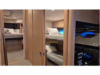 Princess Yachts V78