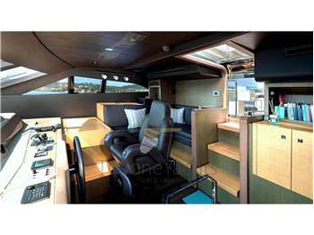 Ferretti Yachts 960