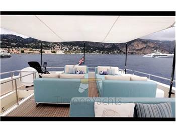 Ferretti Yachts 960
