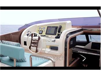 Ferretti Yachts 960