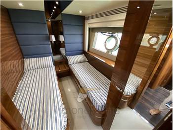 Sunseeker 80 SPORT YACHT