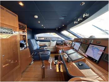 Benetti 85 Legend