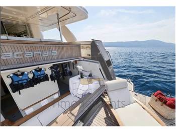 Custom Line Navetta 30