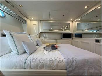 Custom Line Navetta 30