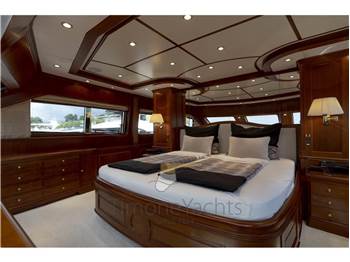 Benetti 100 Tradition