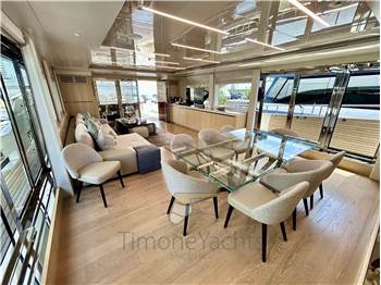 Monte Carlo Yachts MCY 96 Fly