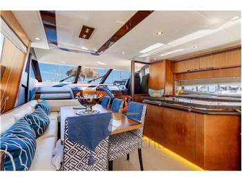 Princess Yachts 72