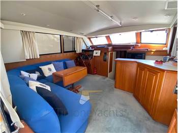 Viking Yachts 43' Convertible