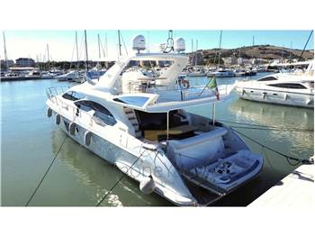 Azimut 70 Flybridge